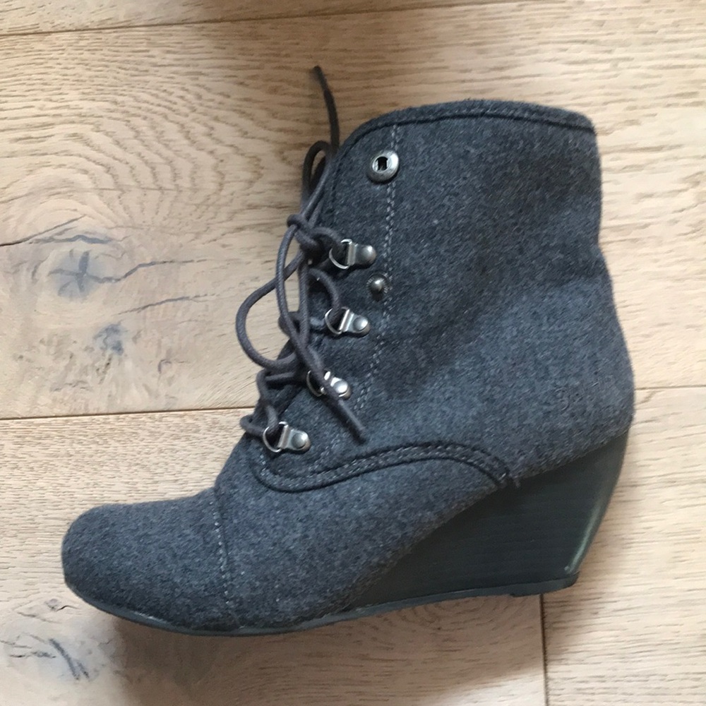 Blowfish wedge Booties